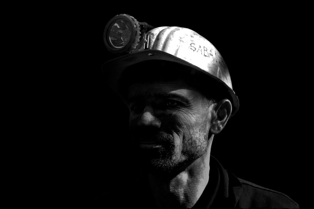 Ile zarabia górnik w Polsce?