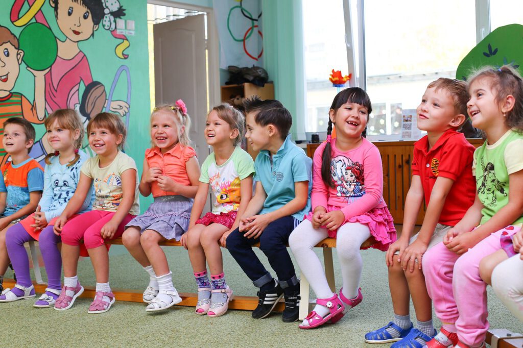 Ile zarabia przedszkolanka w Polsce?