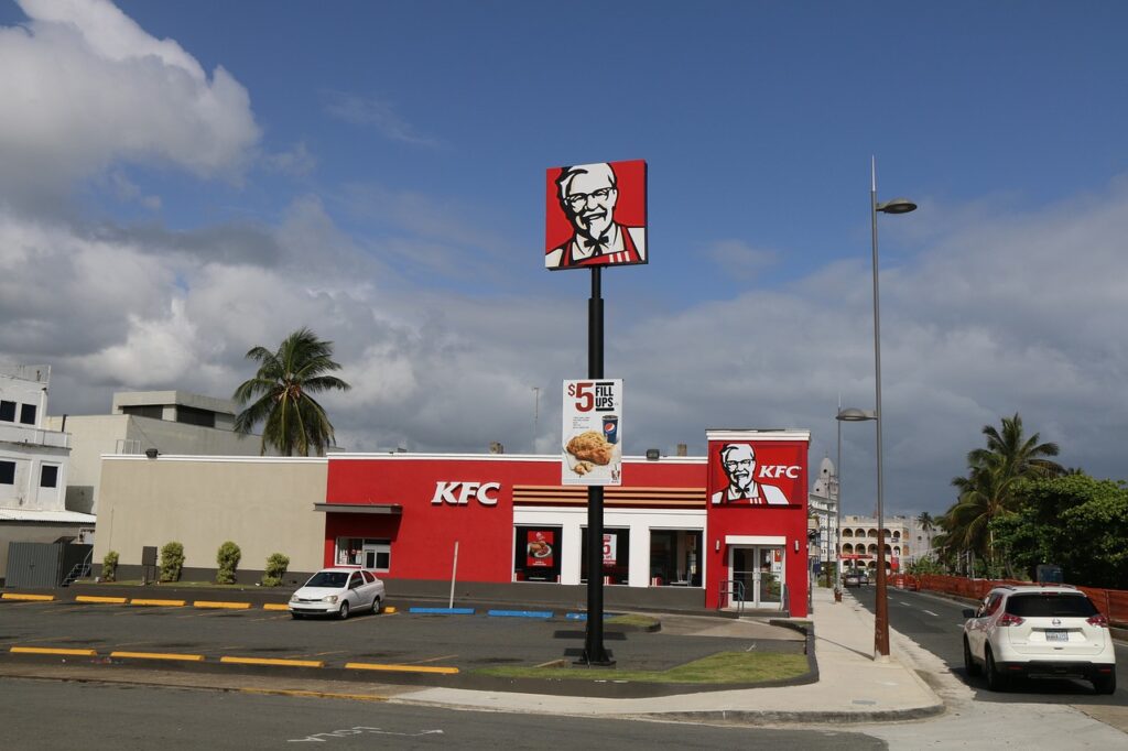 Ile zarabia się w KFC